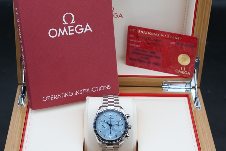 Omega Speedmaster 38 324.30.38.50.03.001